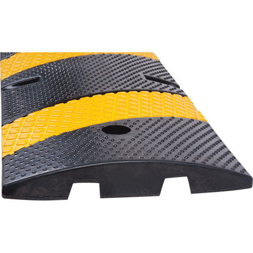 SEH143 Bosses de d&eacute;c&eacute;l&eacute;ration, Caoutchouc, 6' lo x 11-3/4" la x 2" h