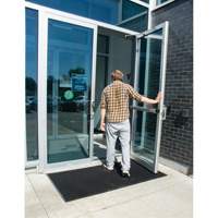 SFQ527 Outdoor Entrance Matting, Rubber, Scraper Type, Textured Pattern, 2' x 2-2/3', Black
